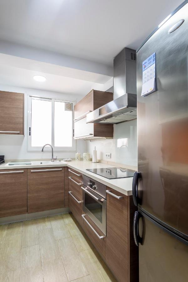 Ferienwohnung Precioso Piso Moderno: Terraza, A/C, Netflix, Wifi Valencia Exterior foto